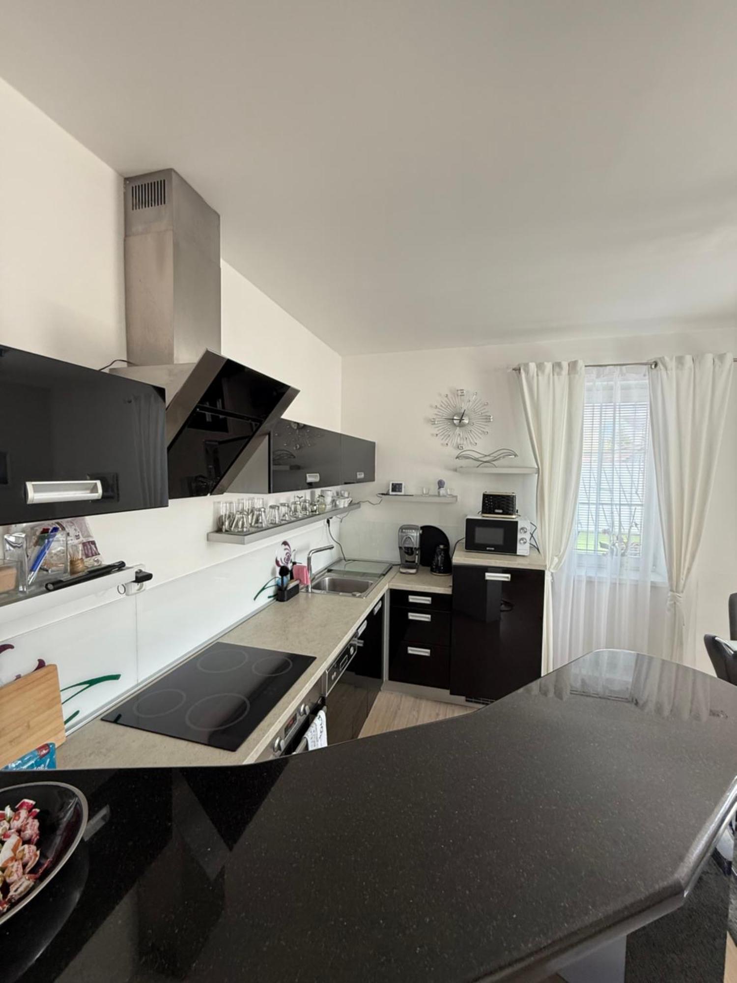 Apartman Residenz Попрад Екстериор снимка